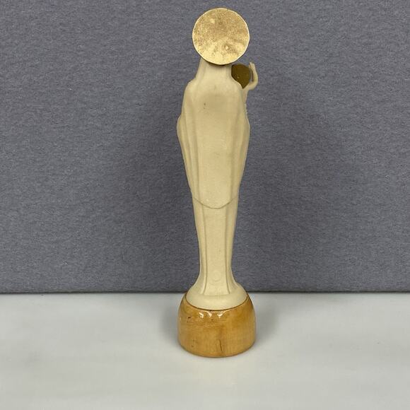 Vintage Religious Statues Virgin Mary Madonna Lot Of 4 Plastic - Read - Picture 8 of 16